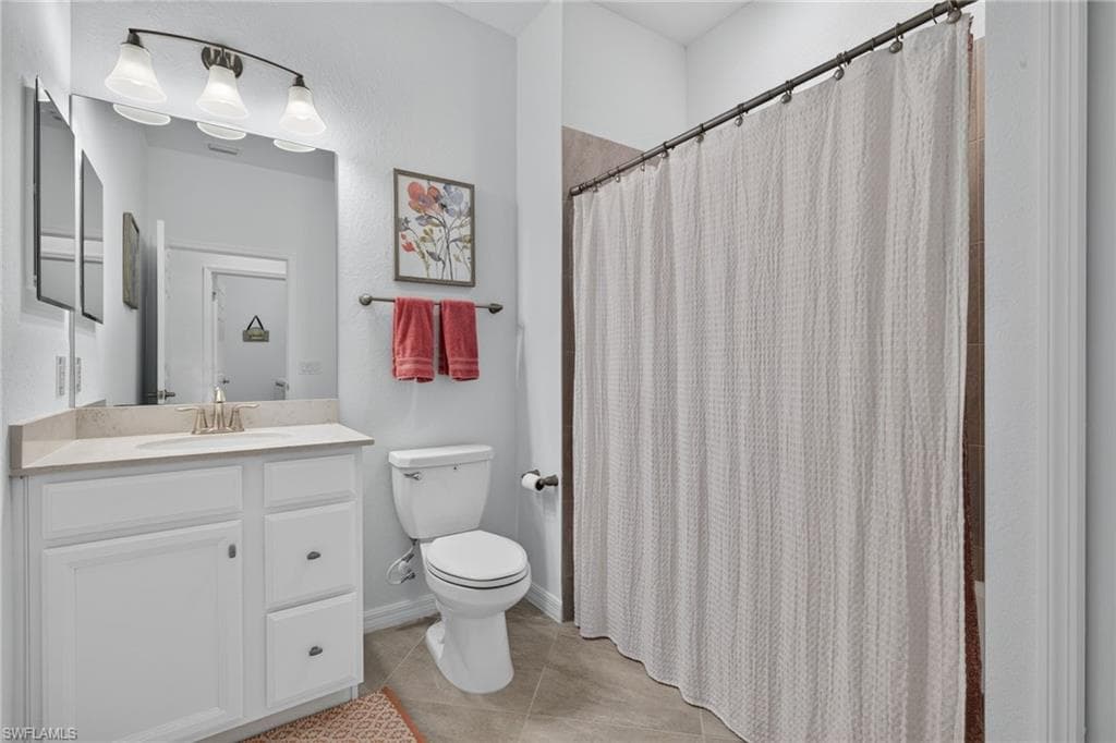12015 Hawthorn Lake DR 201 photo 23 of 44