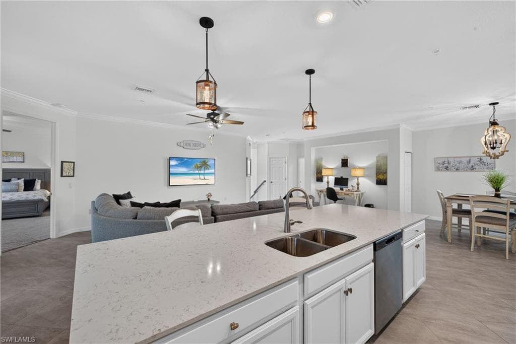 12015 Hawthorn Lake DR 201 photo 12 of 44