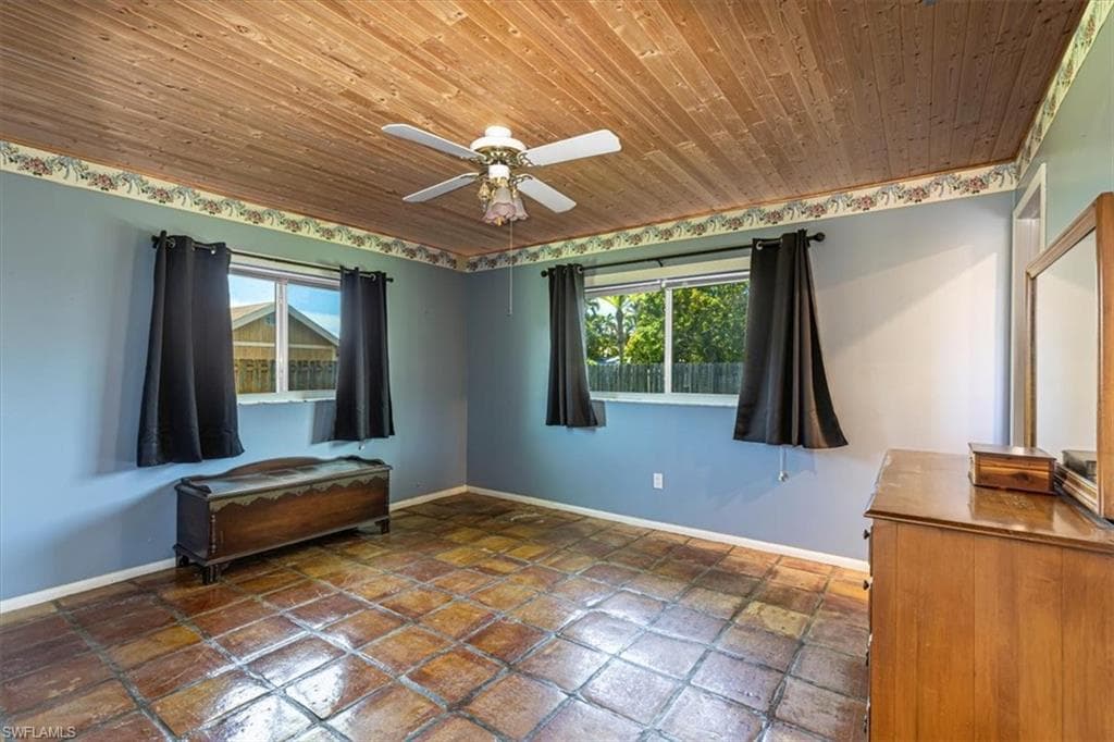 3423 Corana WAY photo 17 of 34