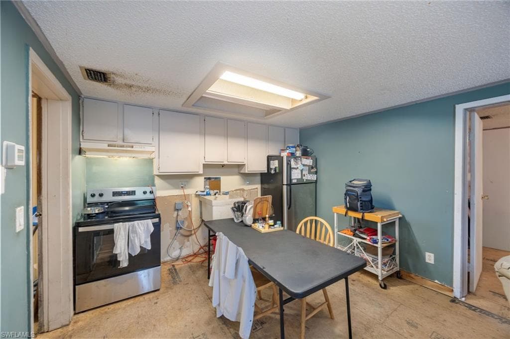 5227 Treetops DR N-1 photo 12 of 25
