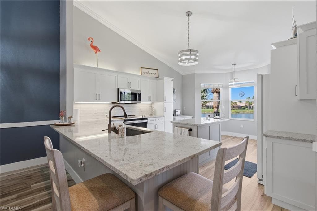 20040 Seagrove ST 1606 photo 30 of 42