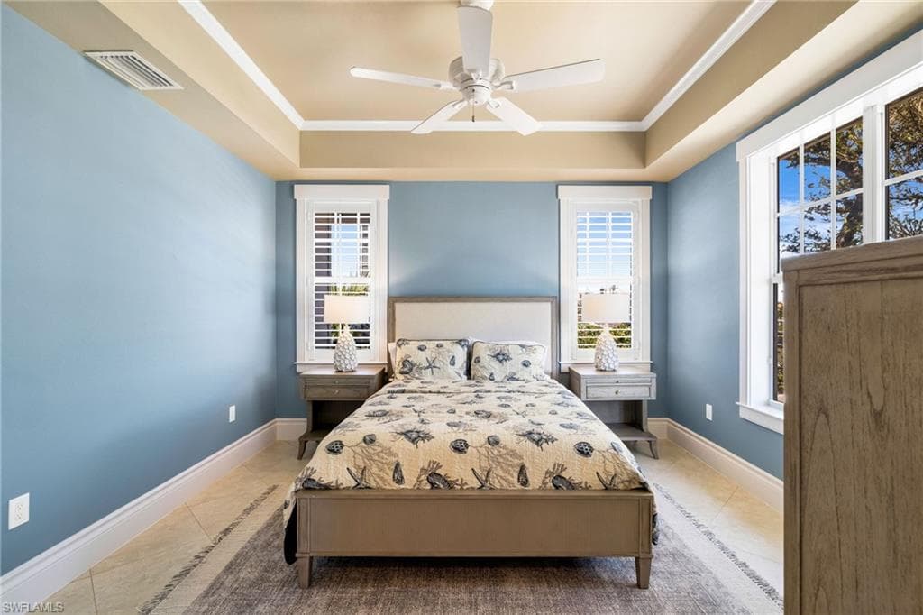 ensuite Guest bedroom - Virtually Edited