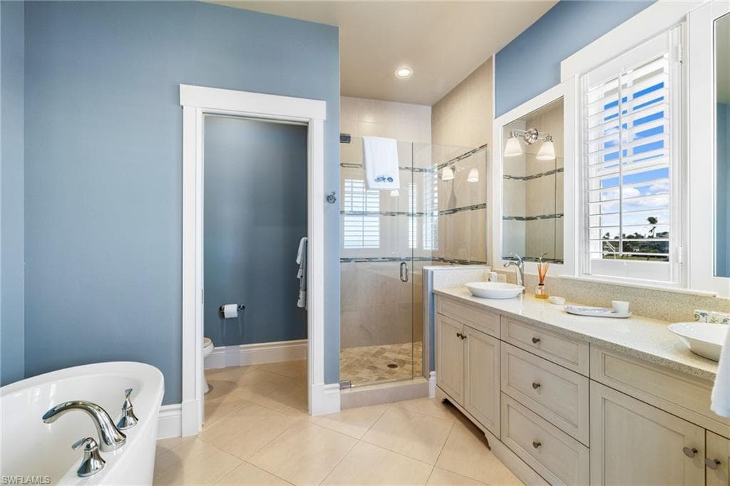 Executive bath - Virtually Edited