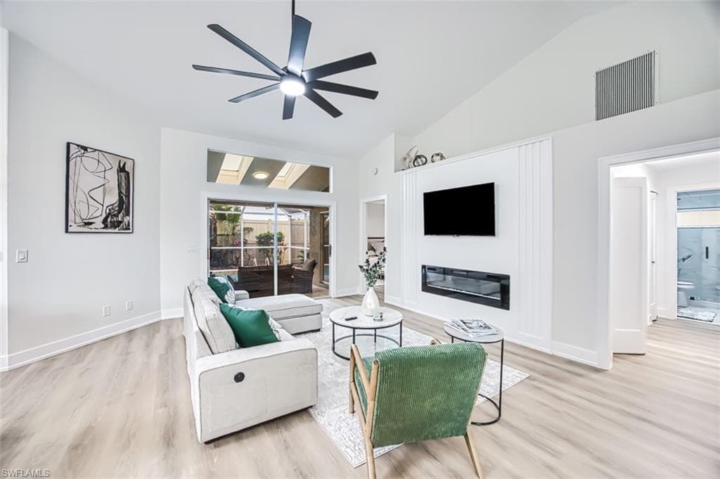 Living-Room
