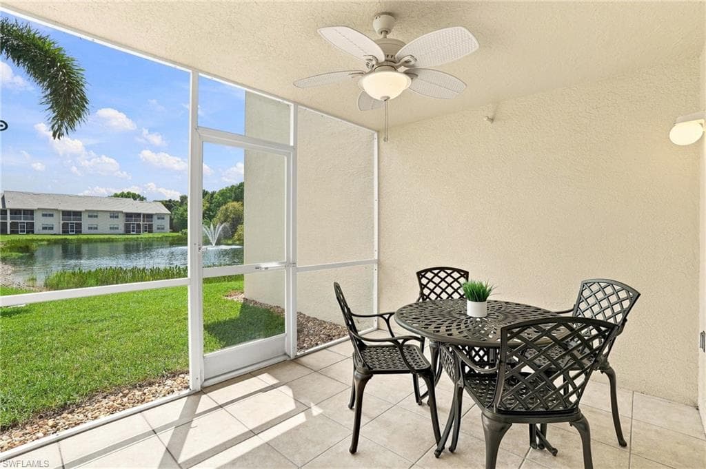 REAR SCREENED LANAI OUTDOOR LIVING SPACE