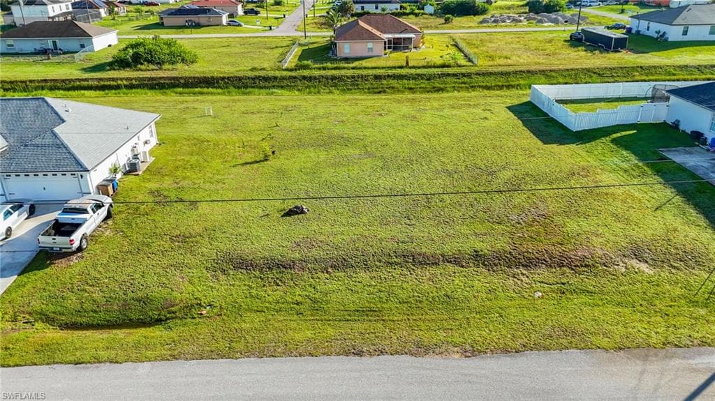 2300 Christopher AVE N photo 3 of 15