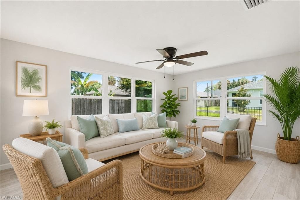 Florida Room/Den (Virtual furniture)