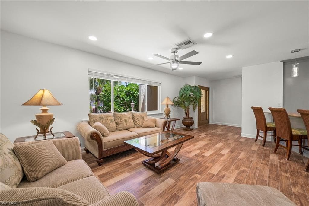9421 Moonlight DR photo 5 of 50