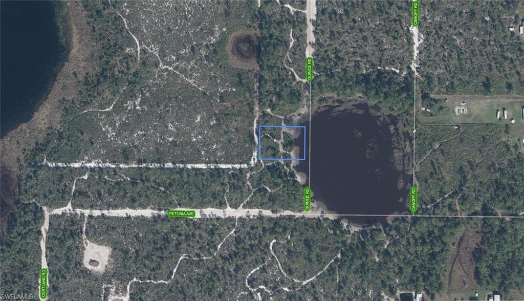 Aerial map. Displaying the property's boundaries and surrounding geographical features